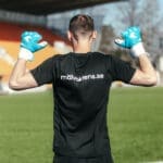 Baksidan på Målvaktens Training Tee Herr