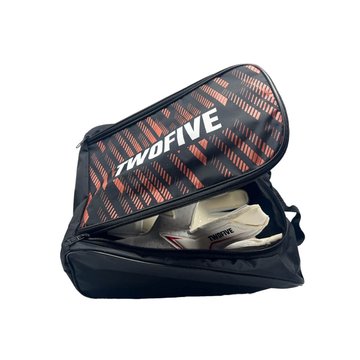 Bild på TwoFive™ Glove Bag med handskar i.